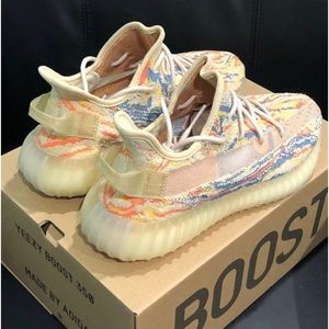 Authentic Yeezys almost new